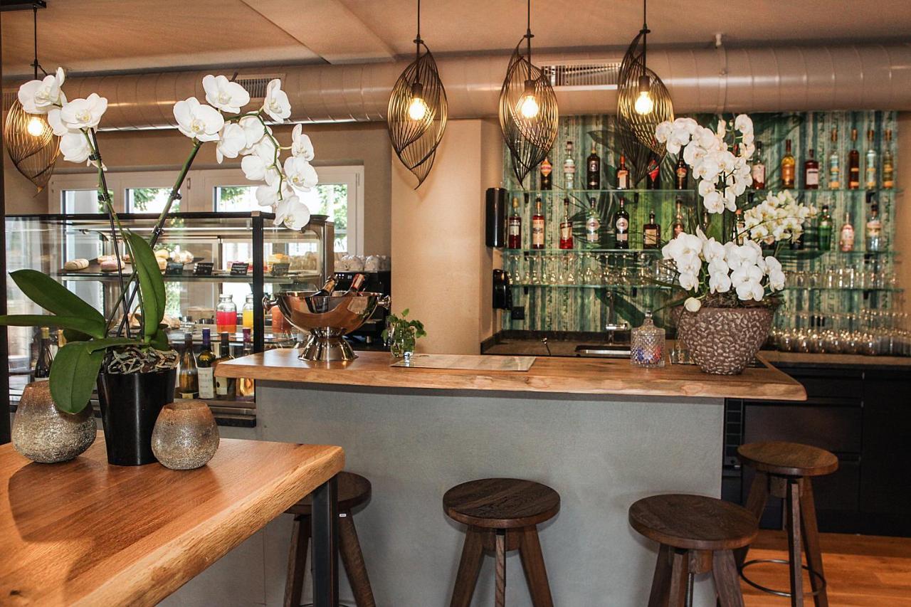 Dihei - Hotel, Lounge, Bar Dübendorf Kültér fotó